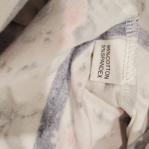 Newborn Onesies with tie at the bottom & Matching Hair ribbon. NWOT - Picture 10 of 15